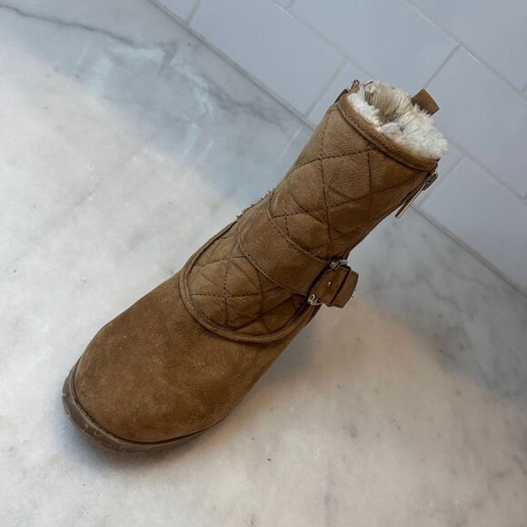 Unisa Boots Women's Quilted Suede Tan Wedge Boots - Picture 4 of 15